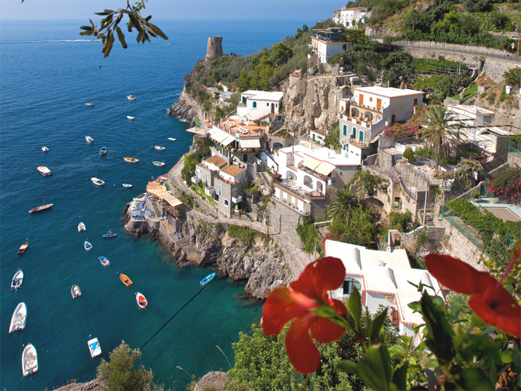 ساحل امالفي السياحي ساحل امالفي الايطالي amalfi coast