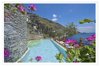 Relaxing Swimming Pool - Hotel Onda Verde